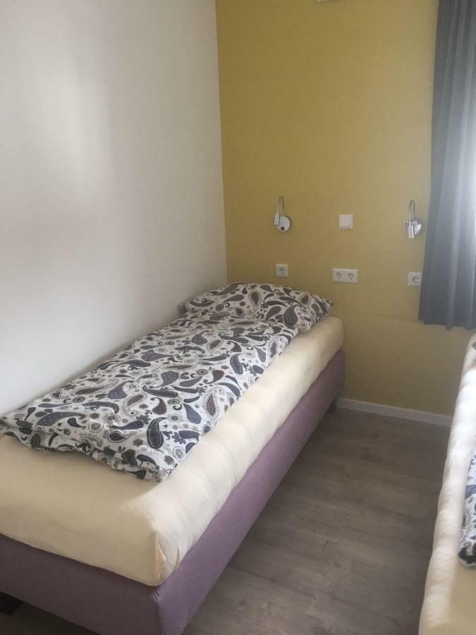 Apartment Köln Ensen Szoba fotó